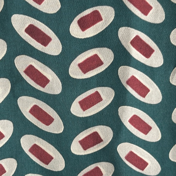 Bogari vintage slik button up shirt size large green burgundy beige offi… - Picture 3 of 6